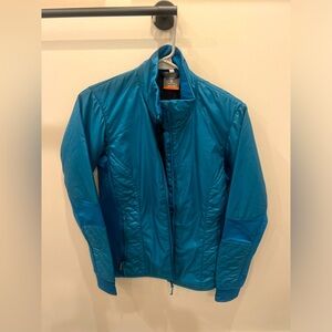 Size small, women’s Merino wool Icebreaker coat.